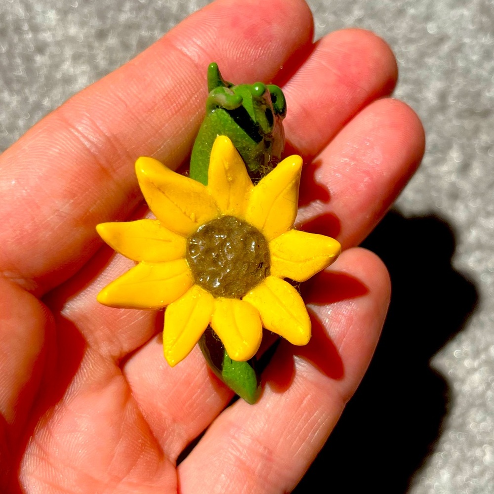 MINI FIGURINE